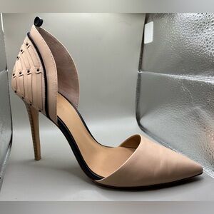 Size 9 L.A.M.B. nude heels